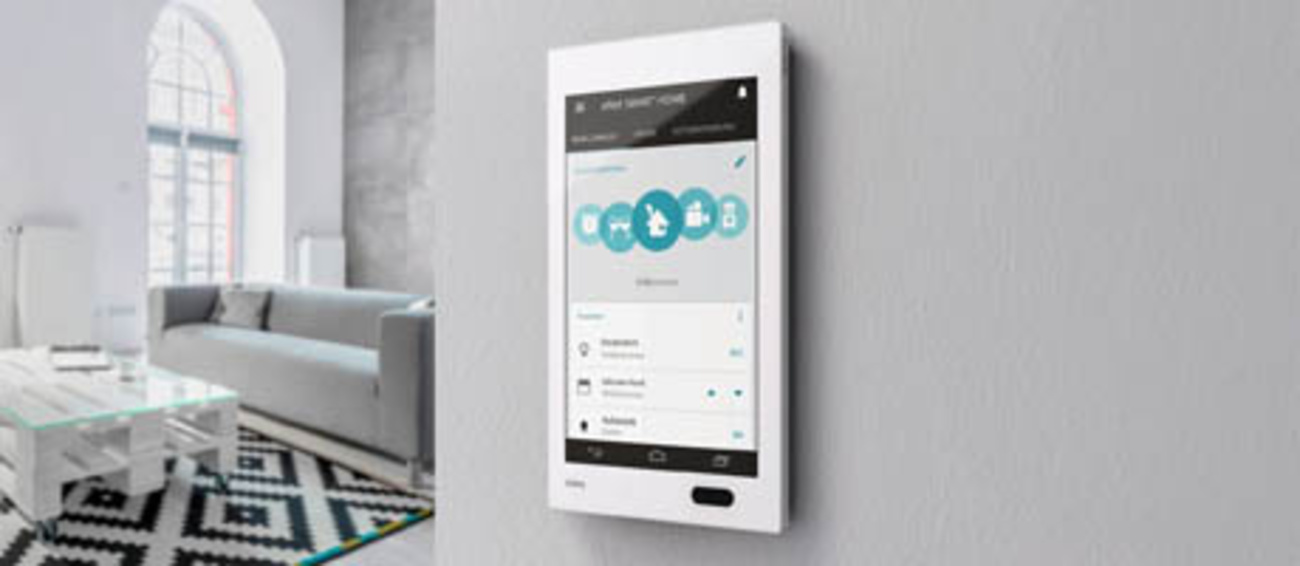 Bedienzentrale Gira G1 bei B&H Elektro GmbH in Grimma