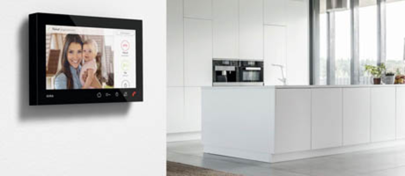 Gira Wohnungsstation bei B&H Elektro GmbH in Grimma