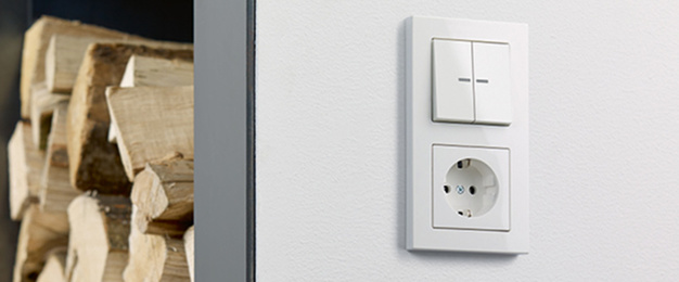 JUNG KNX Taster F 10 bei B&H Elektro GmbH in Grimma