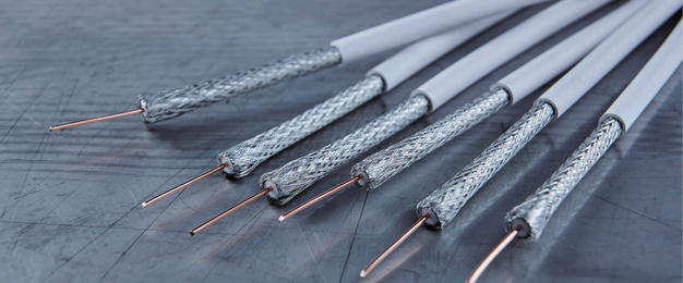 Kabel- und Steckverbinder bei B&H Elektro GmbH in Grimma