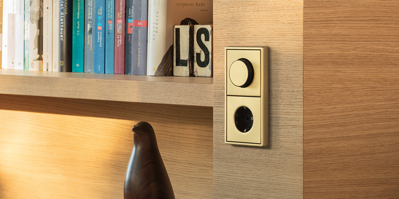 Drehdimmer-Abdeckungen bei B&H Elektro GmbH in Grimma