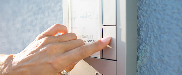 Sprech­anlagen bei B&H Elektro GmbH in Grimma