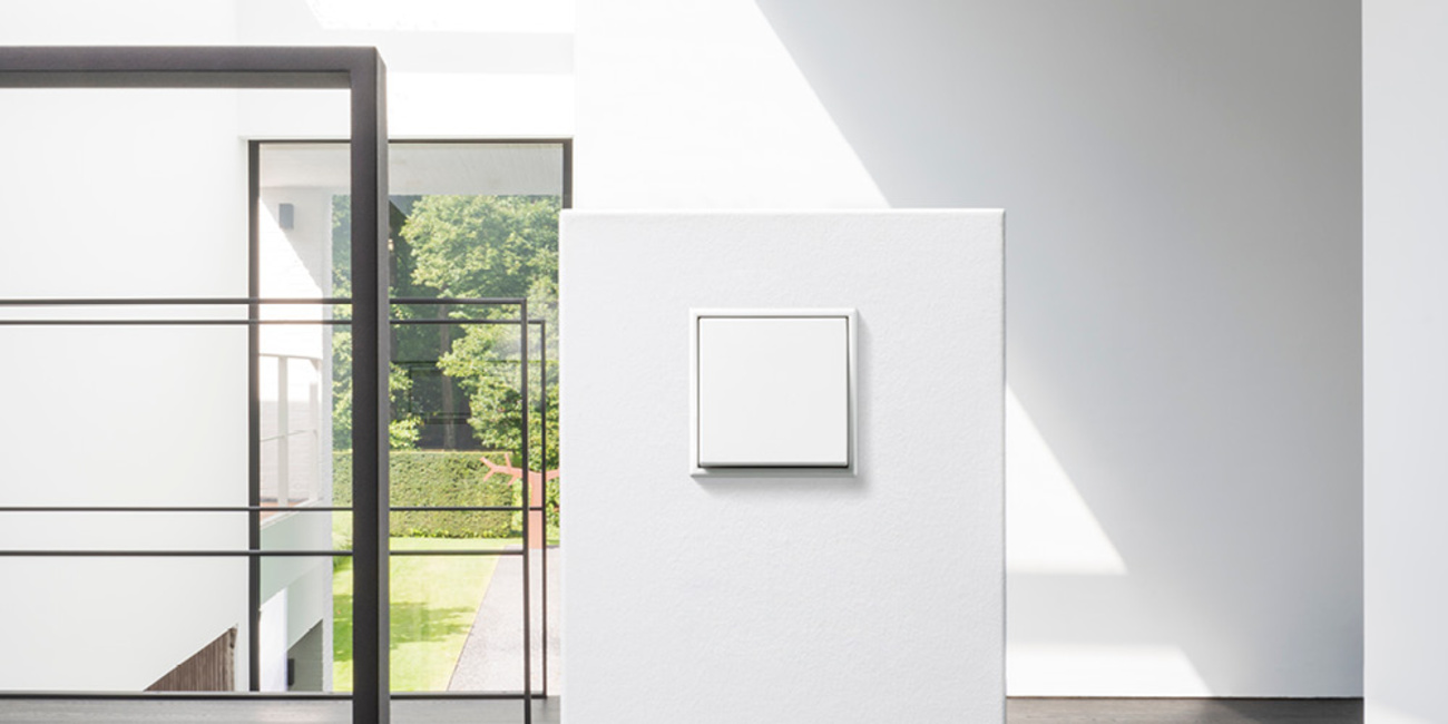 JUNG Schalterprogramme bei B&H Elektro GmbH in Grimma